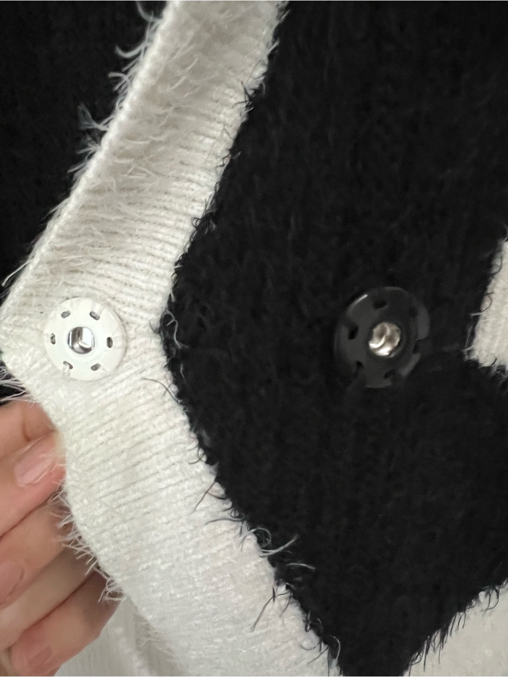 L'AGENCE Black & White Fuzzy Knit Blazer Cardigan - Picture 6 of 11
